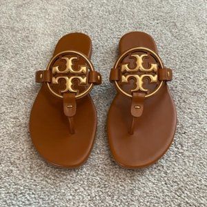 Tory Burch Miller Soft Metal Logo Sandal in Bourbon Miele, size 7.5
